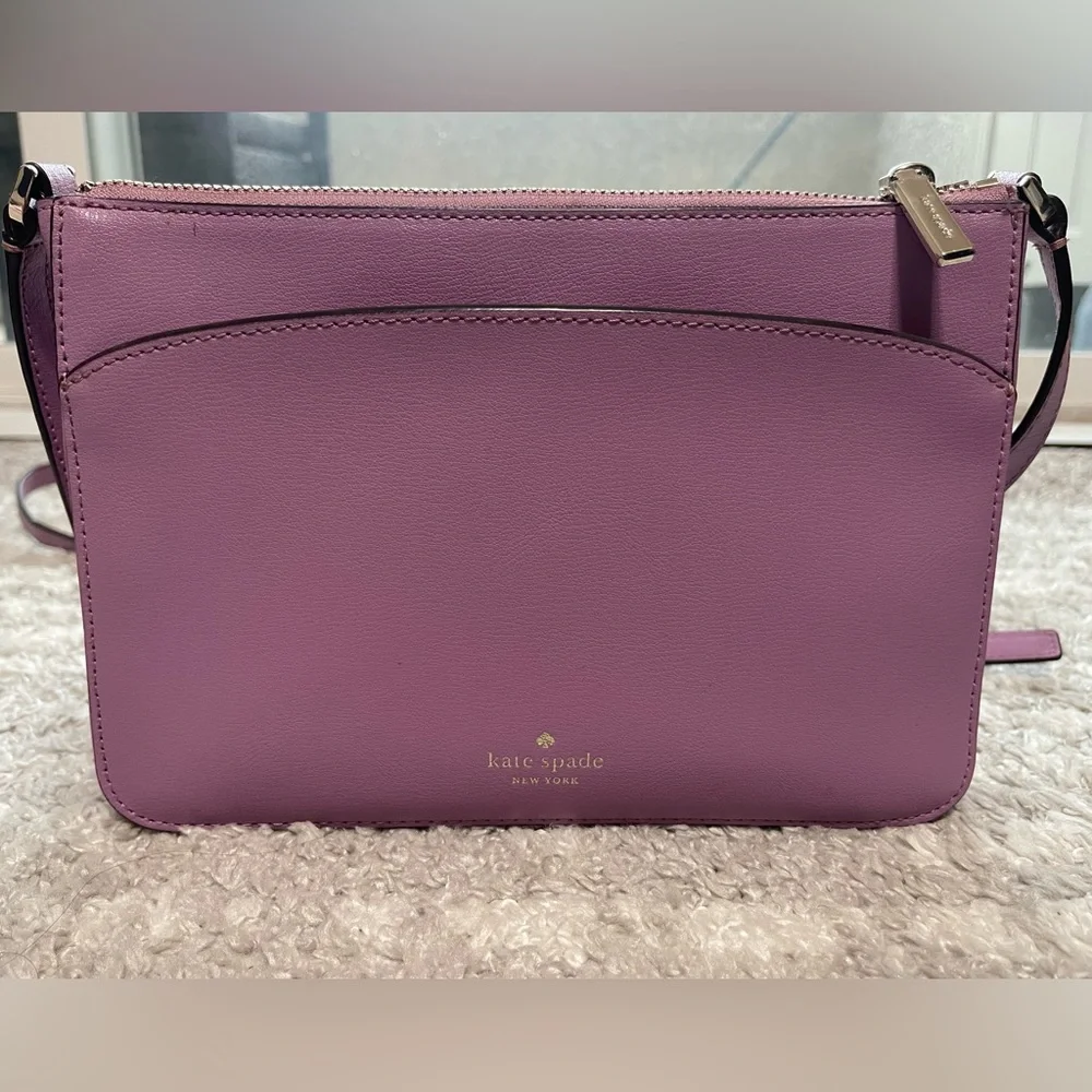 Kate Spade Purse - Picture 1 of 5